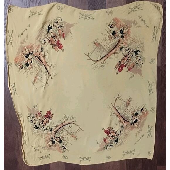 Vintage Equestrian Fox Hunting Dogs Hounds Yellow English Scarf 29 x 30 square - Picture 3 of 15